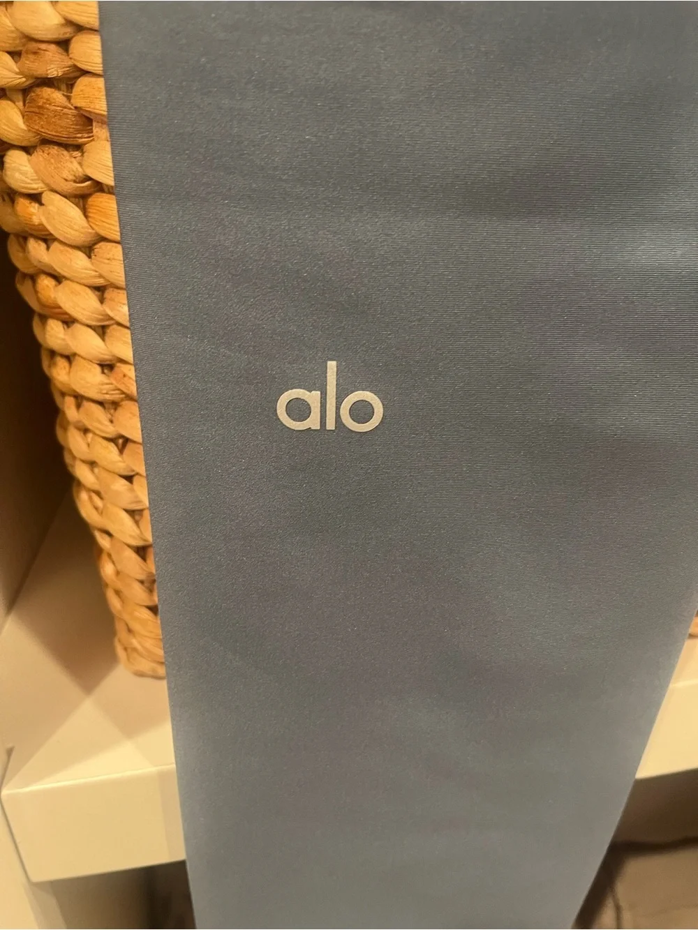 ALO Yoga women’s Slate Blue High-Waist Leggings